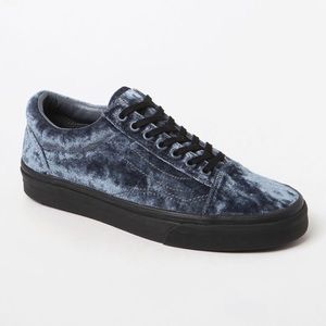 NWT velvet Vans 🦋